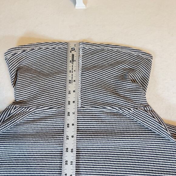 J. Jill Knit Turtleneck Top Woman's Medium Black/ White Weave Cotton Blend - Picture 15 of 16